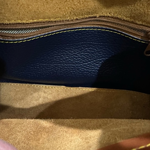 Vintage Dooney & Bourke Navy and Tan Leather Satchel - Picture 15 of 16